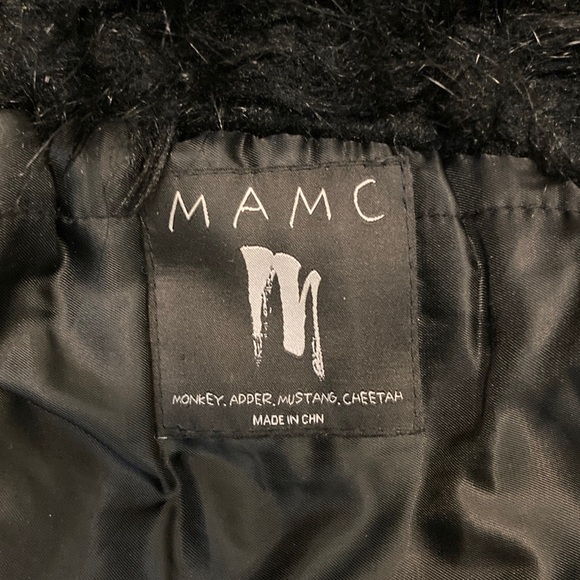 Black Faux Fur Hood Parka - Women - Picture 9 of 14